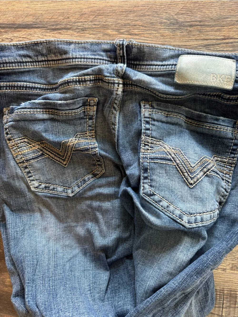 BKE relaxed fit